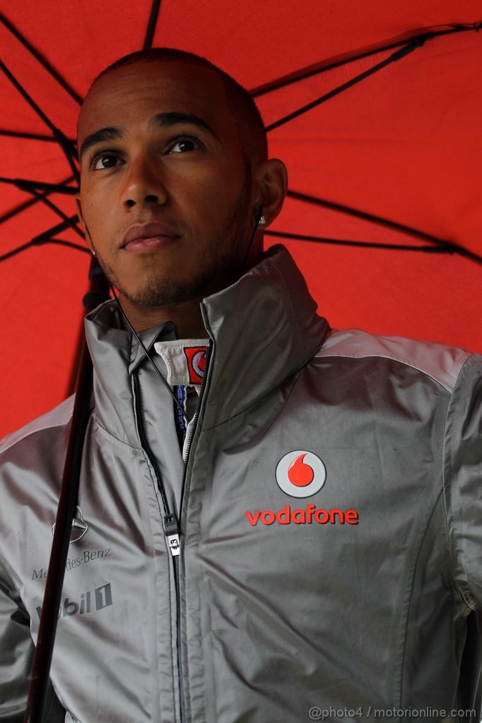 GP GRAN BRETAGNA, 06.07.2012- Prove Libere 2, Lewis Hamilton (GBR) McLaren Mercedes MP4-27 