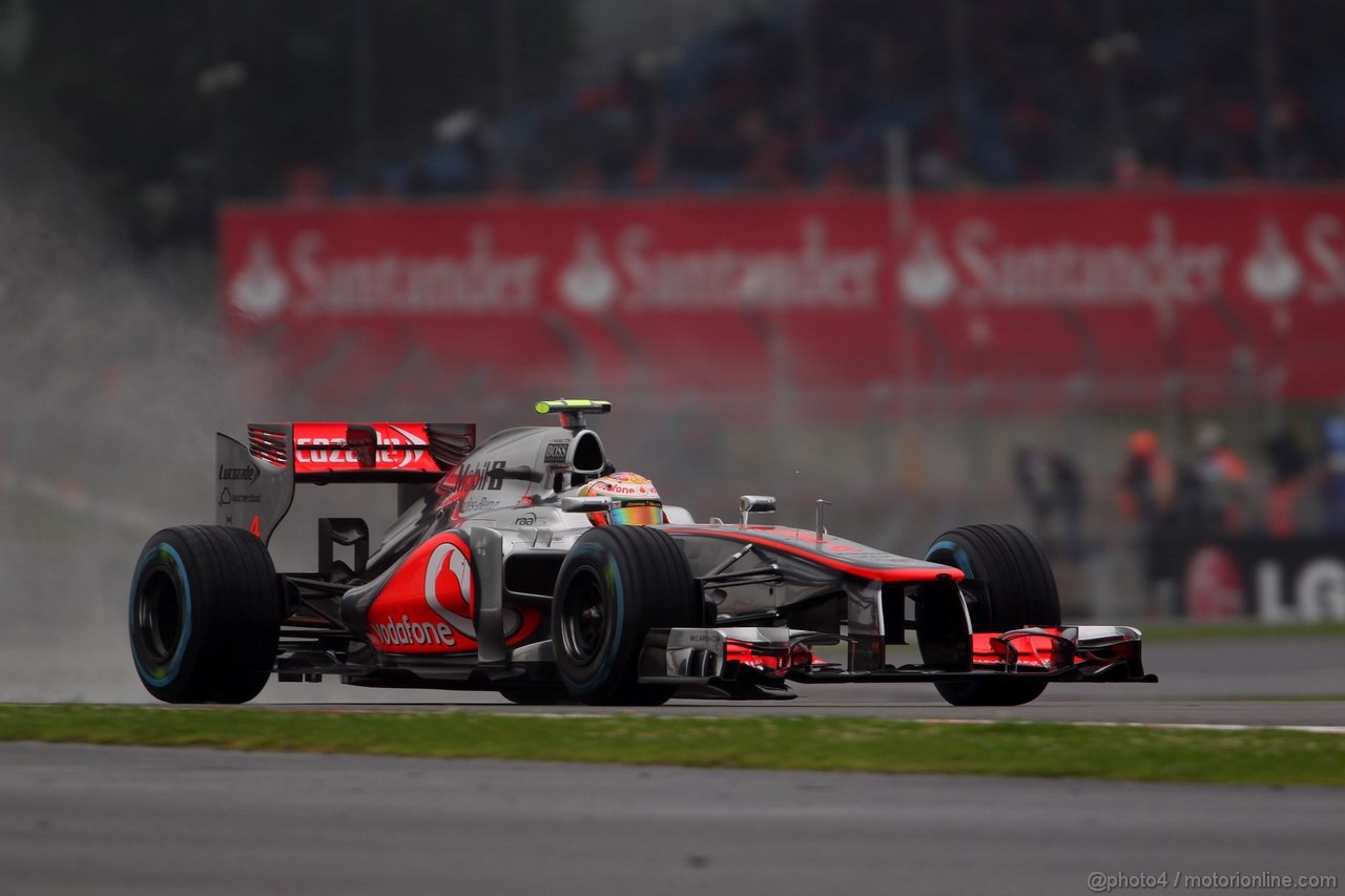 GP GRAN BRETAGNA, 06.07.2012- Prove Libere 2, Lewis Hamilton (GBR) McLaren Mercedes MP4-27 
