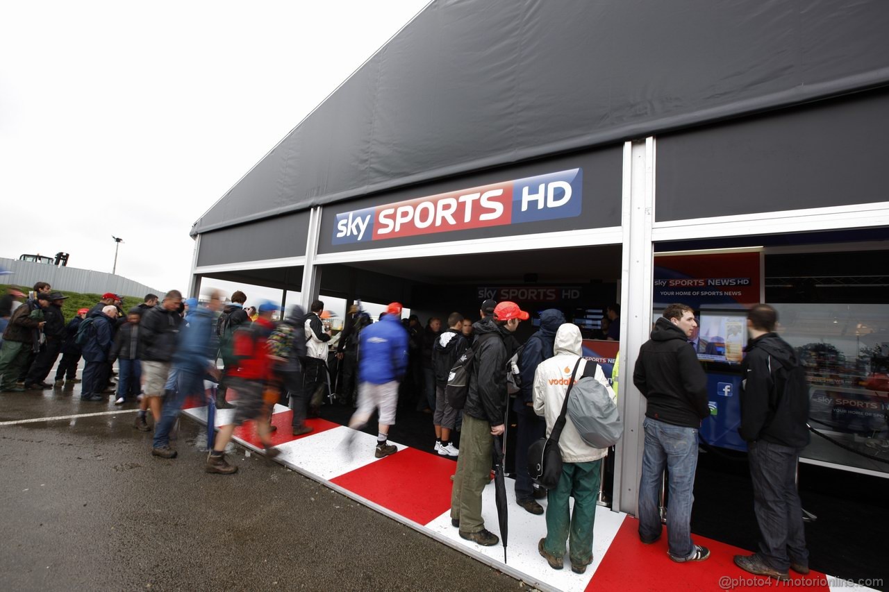 GP GRAN BRETAGNA, 06.07.2012- Sky stand