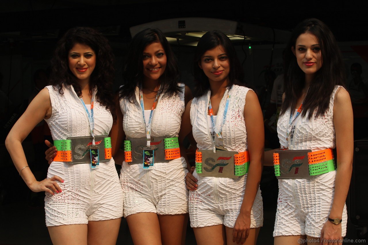GP INDIA, 28.10.2012- Force India girls