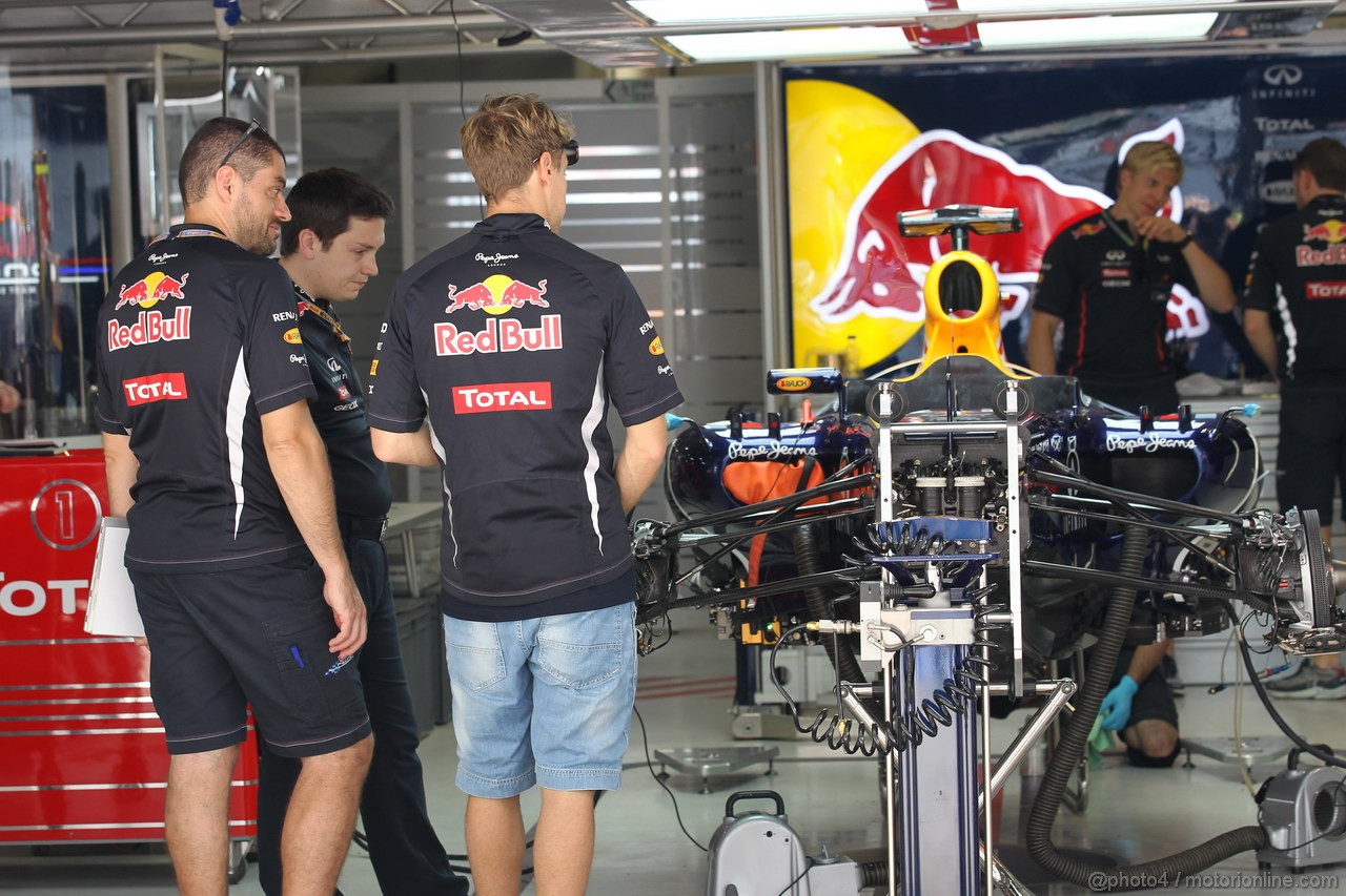 GP INDIA, 25.10.2012- Sebastian Vettel (GER) Red Bull Racing RB8
