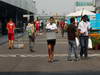 GP INDIA, 25.10.2012- Ragazza in the paddock 