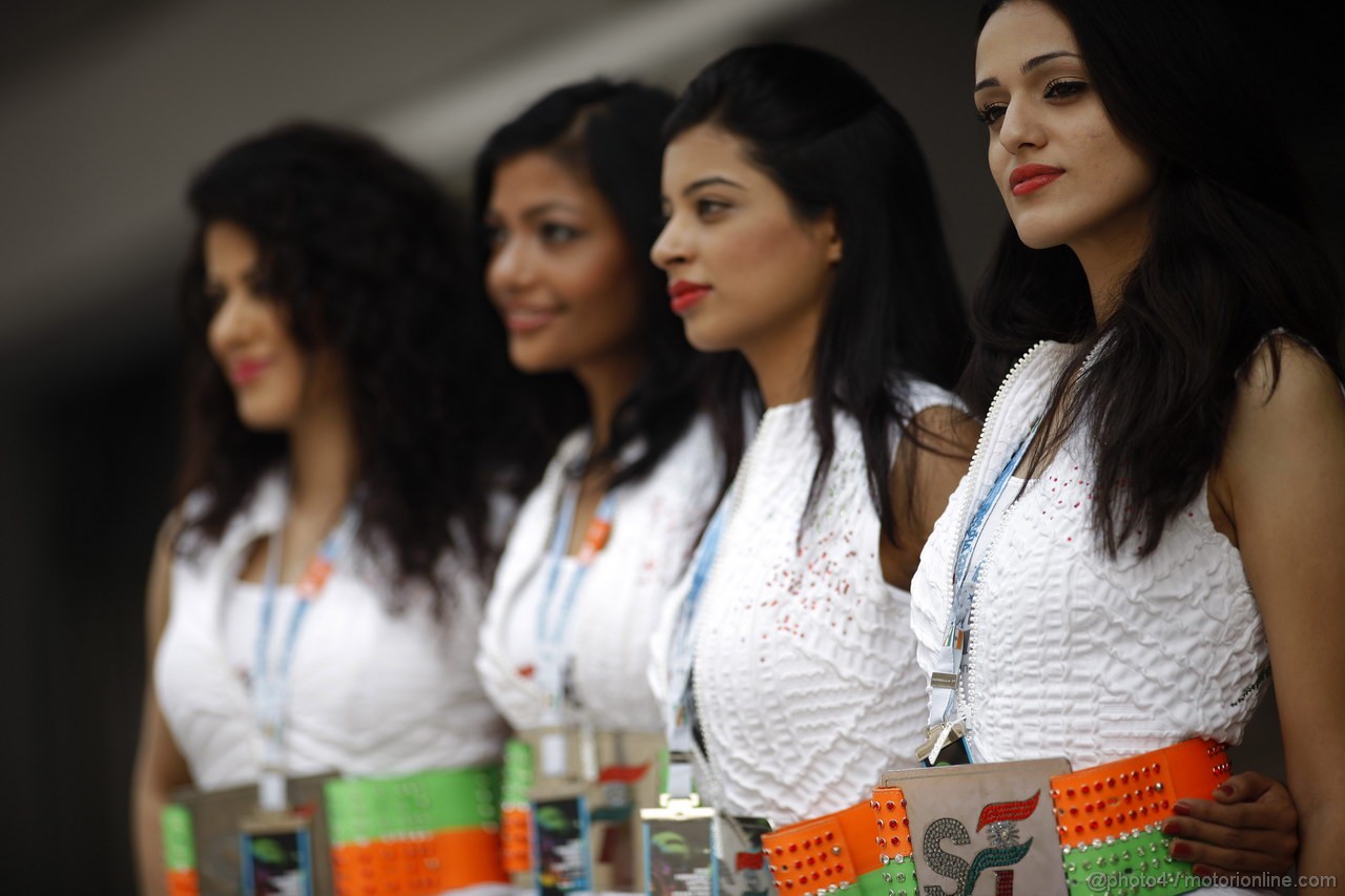 GP INDIA, 27.10.2012- Force India girls