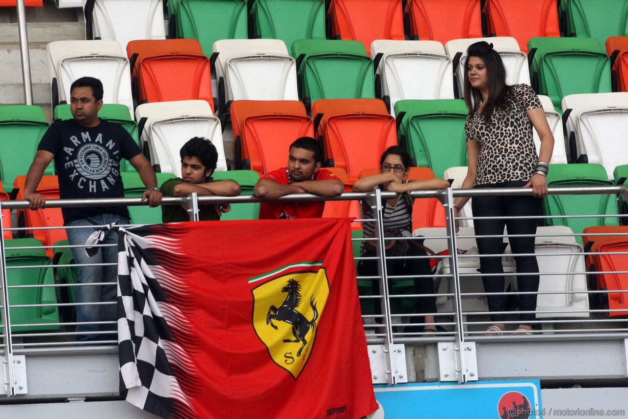 GP INDIA, 27.10.2012- Prove Libere 3, Ferrari  fans