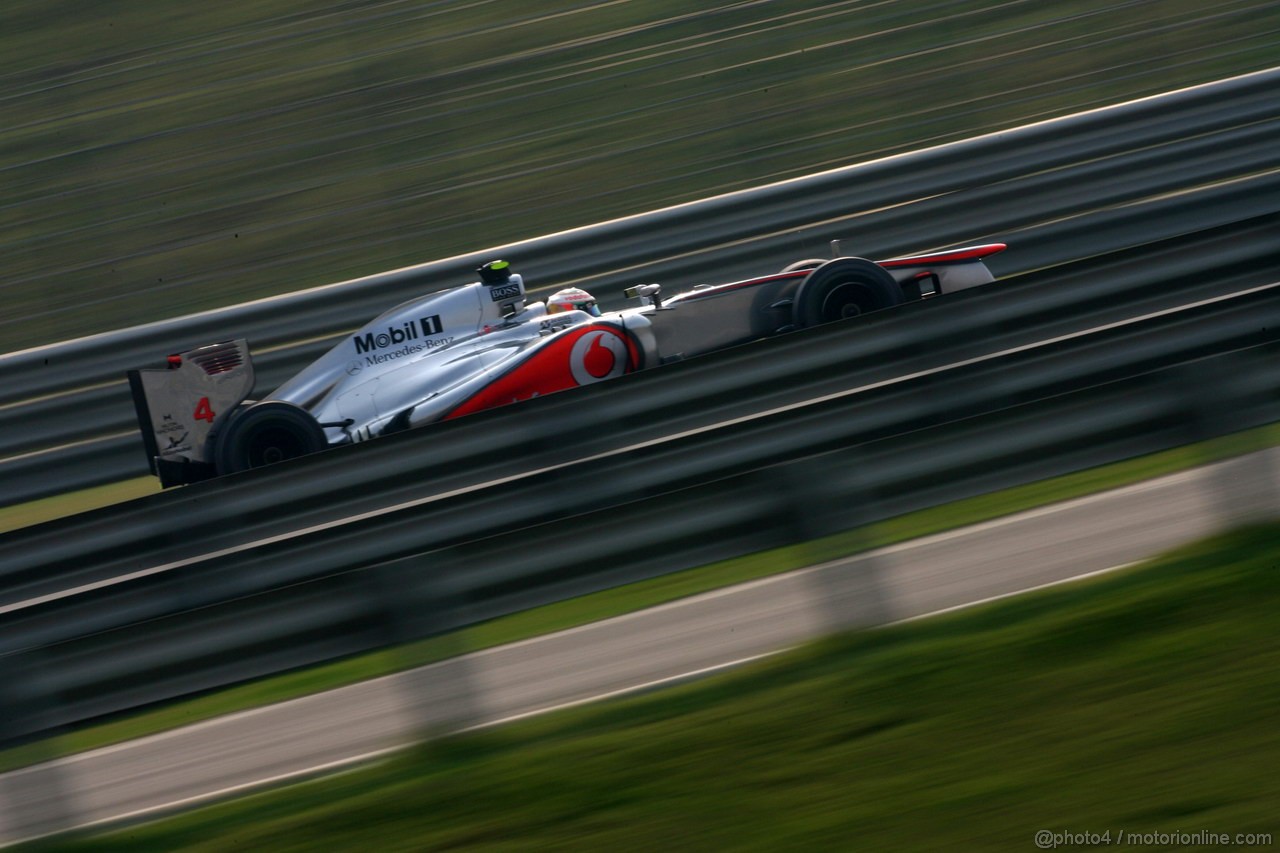GP INDIA, 27.10.2012- Qualifiche, Lewis Hamilton (GBR) McLaren Mercedes MP4-27 