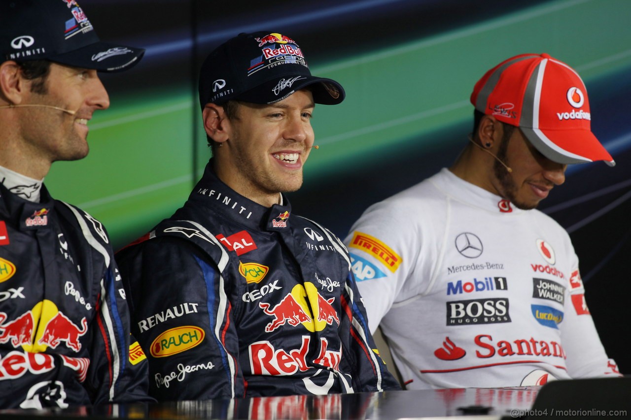 GP INDIA, 27.10.2012- Qualifiche, Conferenza Stampa, Mark Webber (AUS) Red Bull Racing RB8, Sebastian Vettel (GER) Red Bull Racing RB8 e Lewis Hamilton (GBR) McLaren Mercedes MP4-27