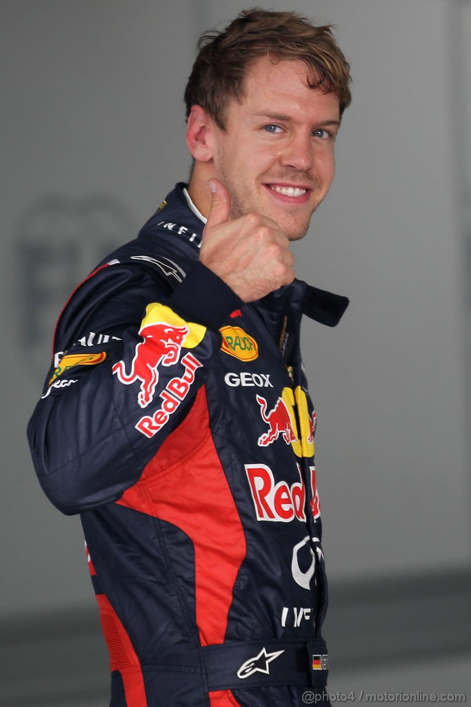 GP INDIA, 27.10.2012- Qualifiche, Sebastian Vettel (GER) Red Bull Racing RB8 pole position 