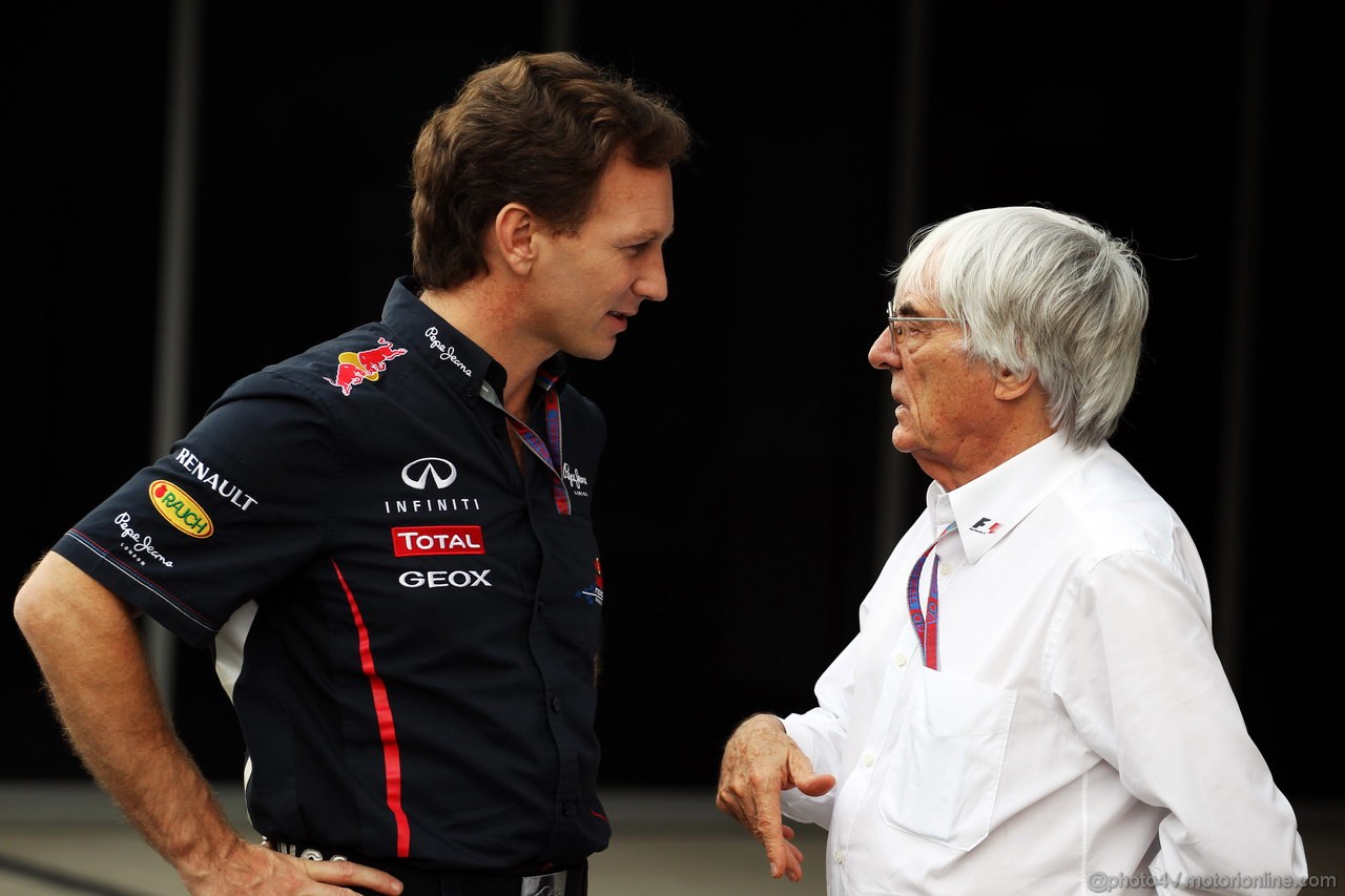 GP INDIA, (L to R): Christian Horner (GBR) Red Bull Racing Team Principal with Bernie Ecclestone (GBR) CEO Formula One Group (FOM).
