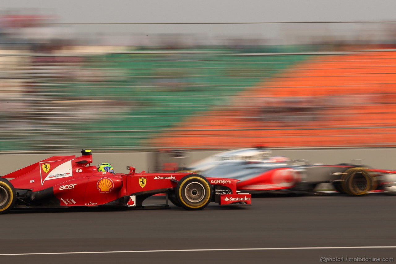 GP INDIA, 26.10.2012- Prove Libere 2, Felipe Massa (BRA) Ferrari F2012 e Jenson Button (GBR) McLaren Mercedes MP4-27 