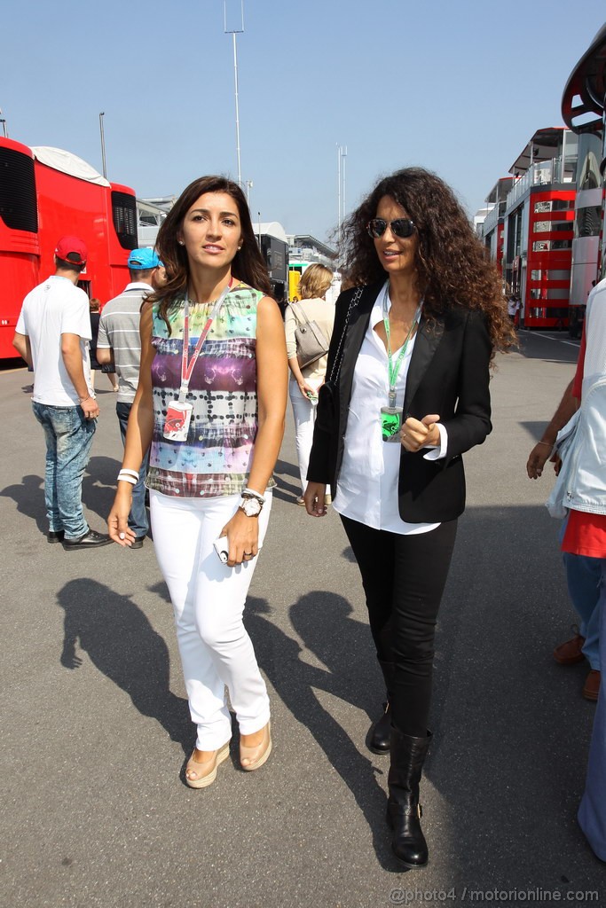 GP ITALIA, 09.09.2012- Fabiana Flosi (BRA), wife  of Bernie Ecclestone e Afef Jnifen (TUN), wife of Marco Tronchetti Provera (ITA), Pirelli's President 