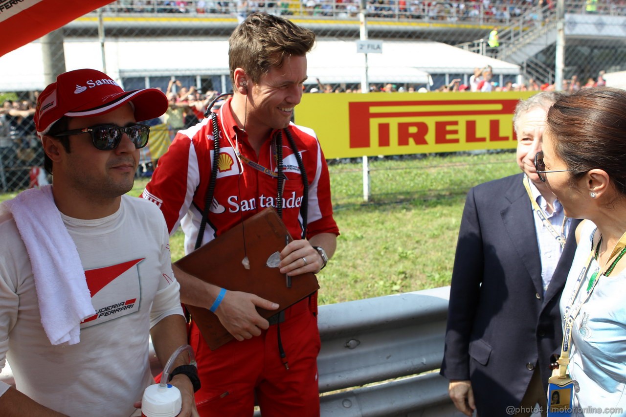 GP ITALIA, 09.09.2012- Gara,  Felipe Massa (BRA) Ferrari F2012 e Rob Smedley, (GBR), Ferrari, Track Engineer of Felipe Massa (BRA) with Michelle Yeoh, wife of Jean Todt (FRA) e Jean Todt (FRA), President FIA 