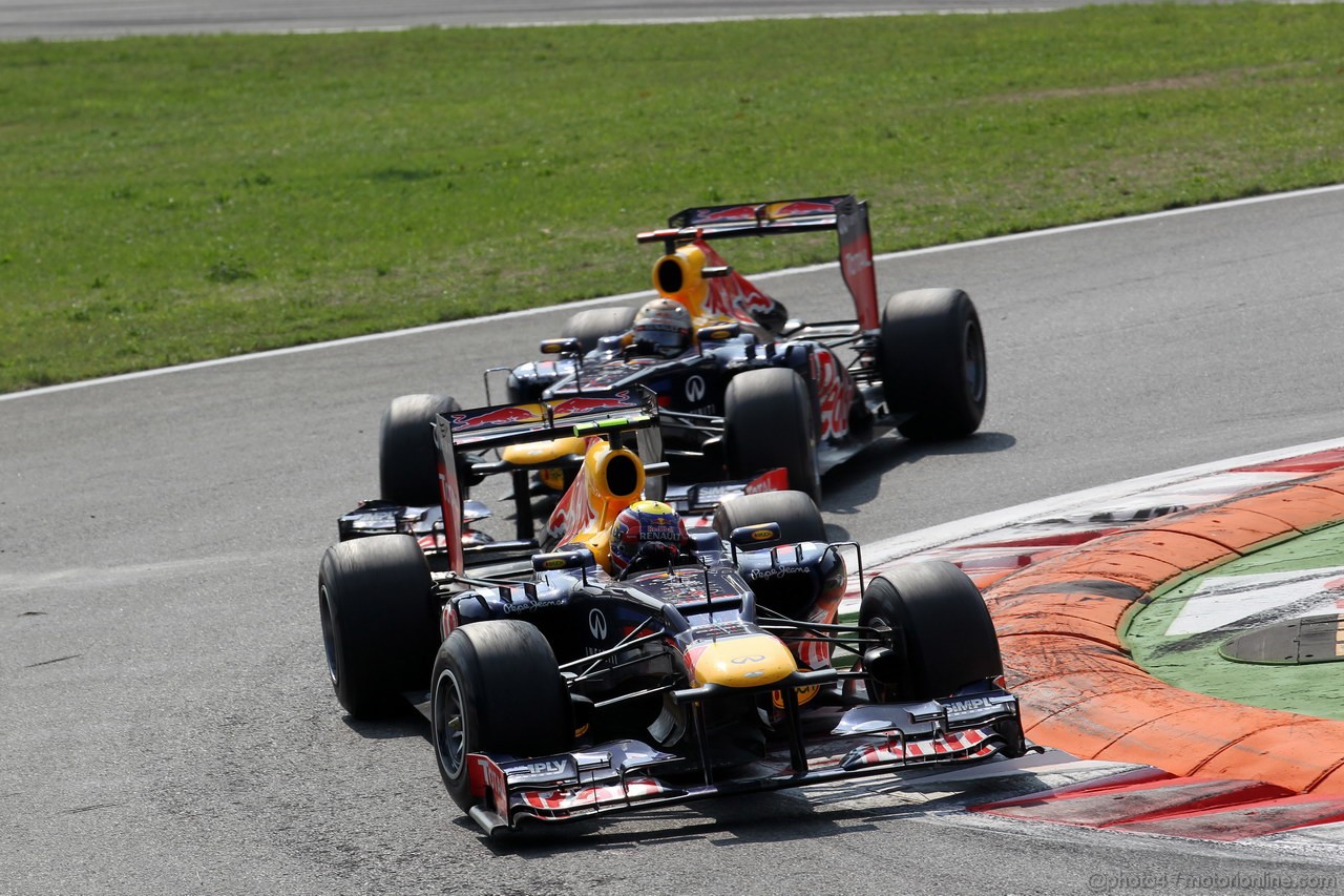 GP ITALIA, 09.09.2012- Gara,  Mark Webber (AUS) Red Bull Racing RB8 davanti a Sebastian Vettel (GER) Red Bull Racing RB8 