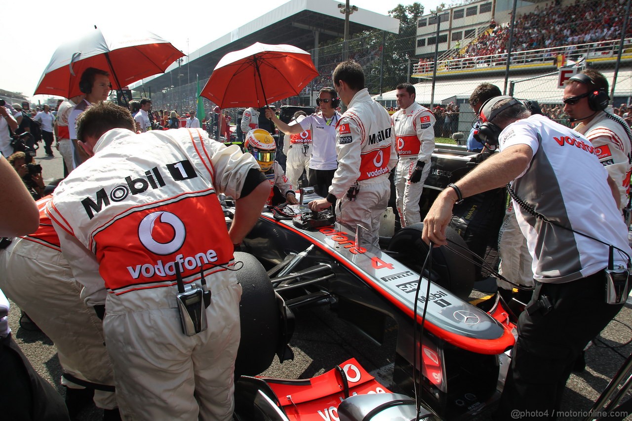 GP ITALIA, 09.09.2012- Gara,  Lewis Hamilton (GBR) McLaren Mercedes MP4-27 