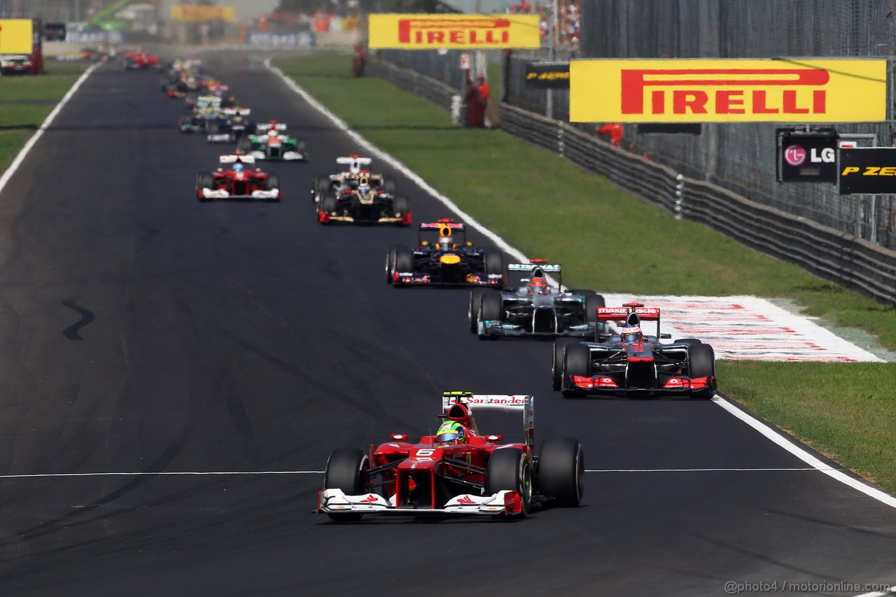 GP ITALIA, 09.09.2012- Gara,  Felipe Massa (BRA) Ferrari F2012 davanti a Jenson Button (GBR) McLaren Mercedes MP4-27 