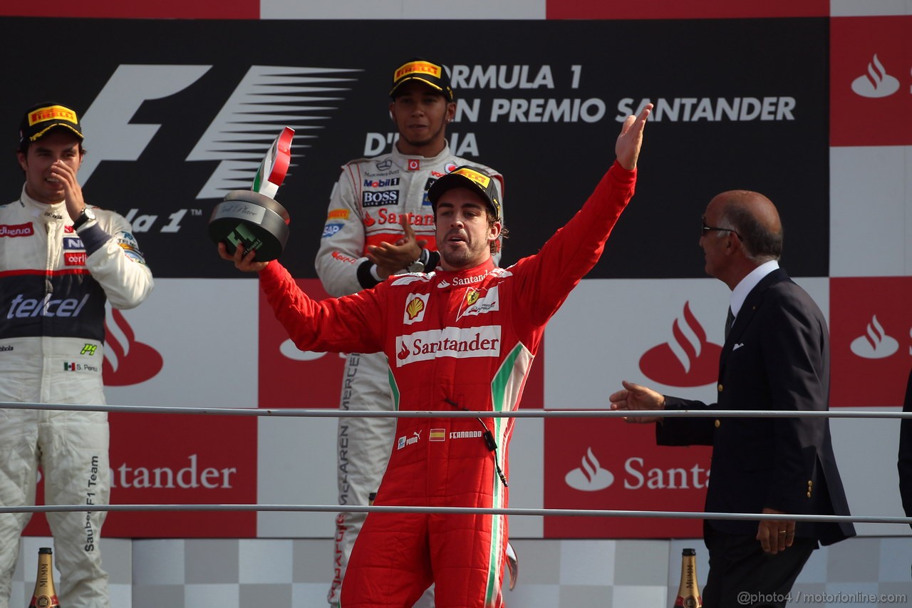 GP ITALIA, 09.09.2012- Gara,  secondo Sergio Prez (MEX) Sauber F1 Team C31, Lewis Hamilton (GBR) McLaren Mercedes MP4-27 pole position e terzo Fernando Alonso (ESP) Ferrari F2012