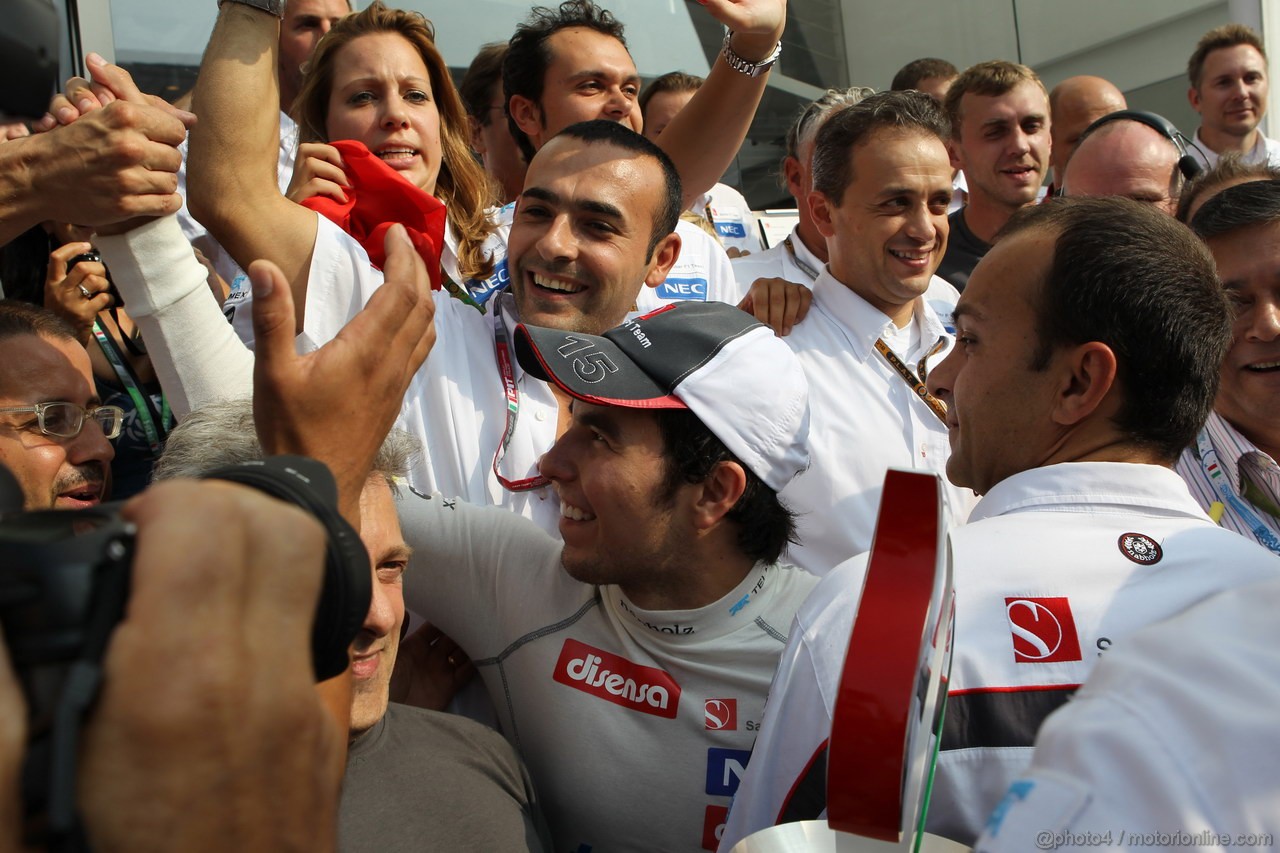 GP ITALIA, 09.09.2012- Gara, Festeggiamenti, secondo Sergio Prez (MEX) Sauber F1 Team C31