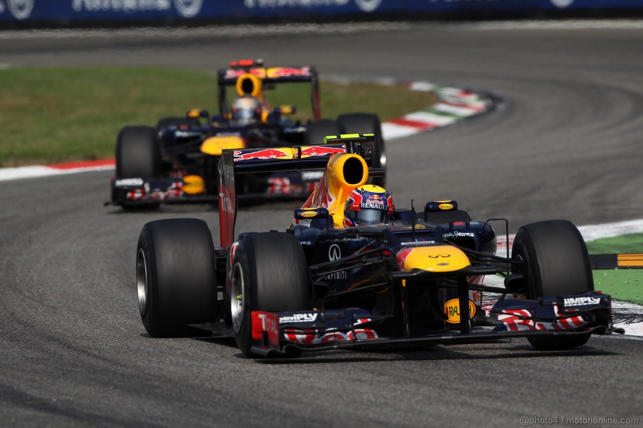 GP ITALIA, 09.09.2012- Gara, Mark Webber (AUS) Red Bull Racing RB8 davanti a Sebastian Vettel (GER) Red Bull Racing RB8 