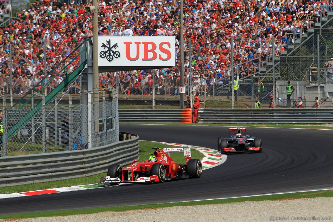 GP ITALIA, 09.09.2012- Gara, Felipe Massa (BRA) Ferrari F2012 davanti a Jenson Button (GBR) McLaren Mercedes MP4-27 