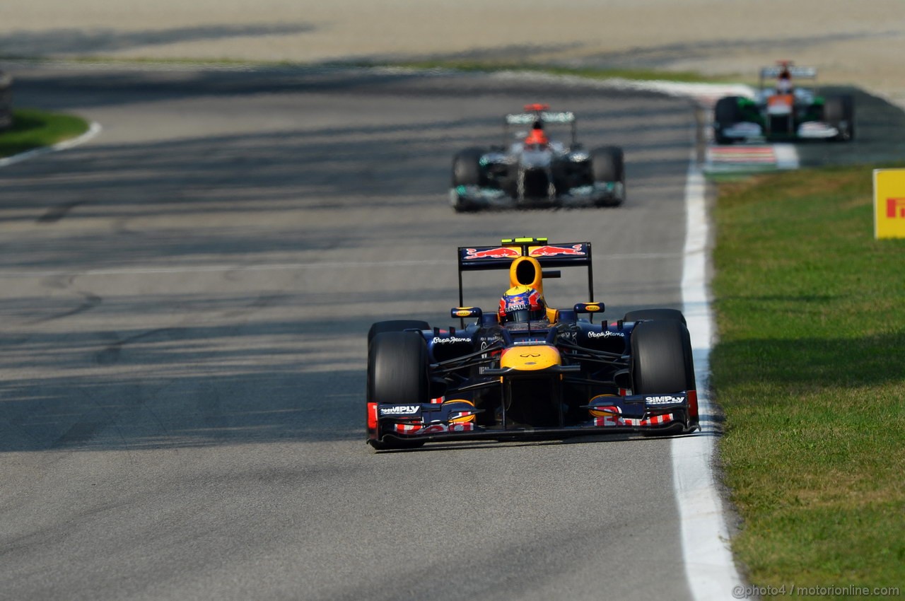 GP ITALIA, 09.09.2012- Gara, Mark Webber (AUS) Red Bull Racing RB8 davanti a Michael Schumacher (GER) Mercedes AMG F1 W03 
