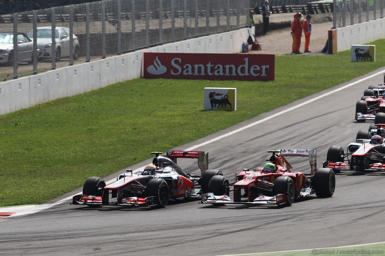 GP ITALIA, 09.09.2012- Gara, Start of the race, Lewis Hamilton (GBR) McLaren Mercedes MP4-27 e Felipe Massa (BRA) Ferrari F2012 