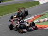 GP ITALIA, 09.09.2012- Gara,  Daniel Ricciardo (AUS) Scuderia Toro Rosso STR7 davanti a Mark Webber (AUS) Red Bull Racing RB8 