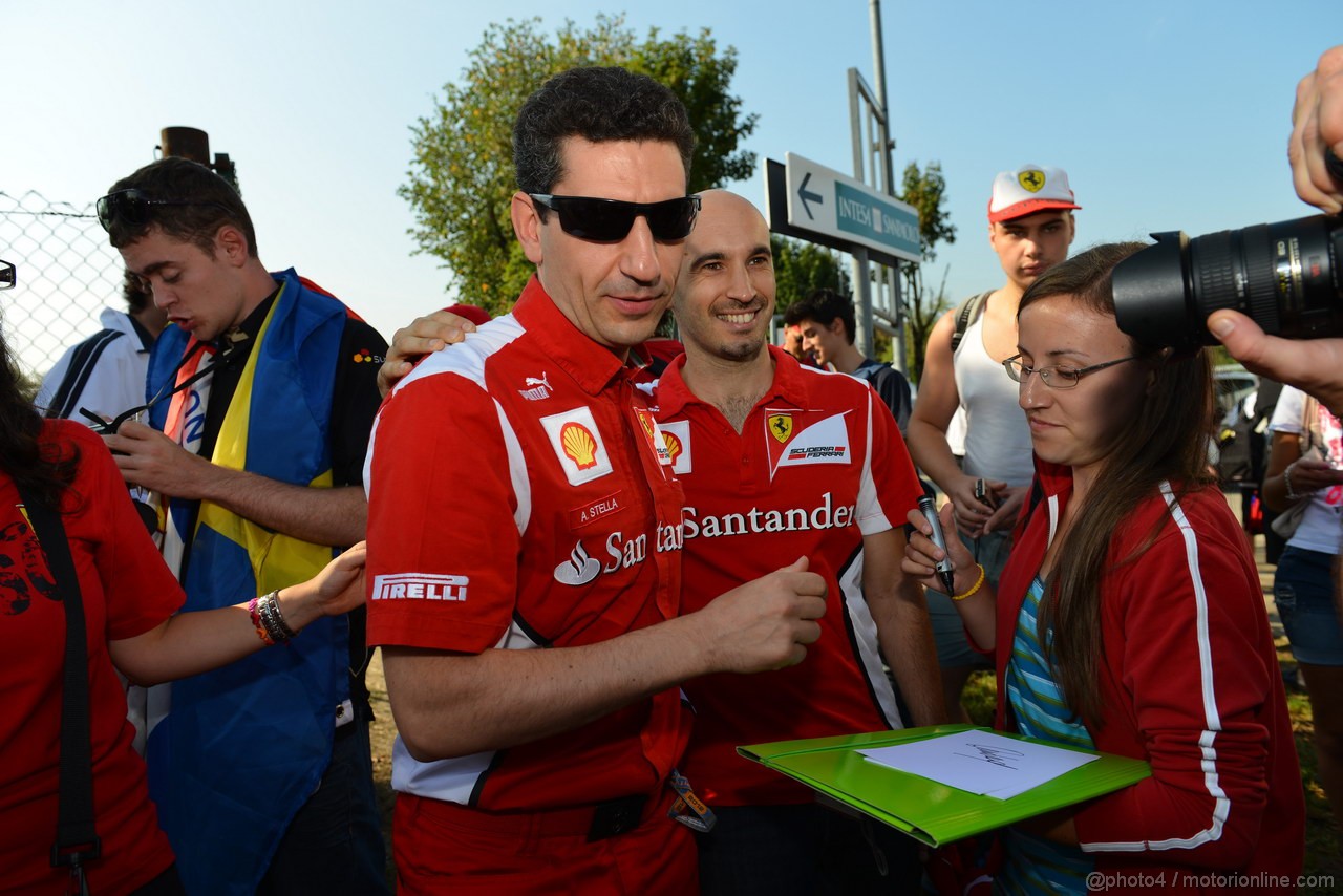 GP ITALIA, 06.09.2012- Andrea Stella (ITA) Ferrari Gara Engineer 