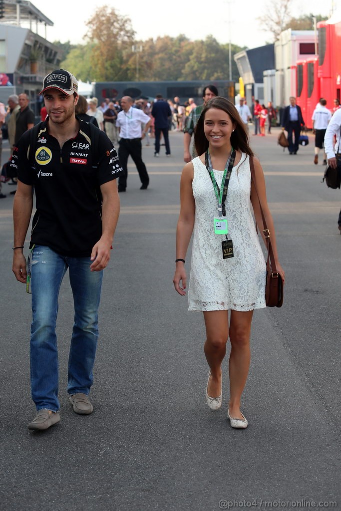 GP ITALIA, 08.09.2012- Jerome D'Ambrosio (BEL), Lotus F1 Team E20 e Domenica Natalie