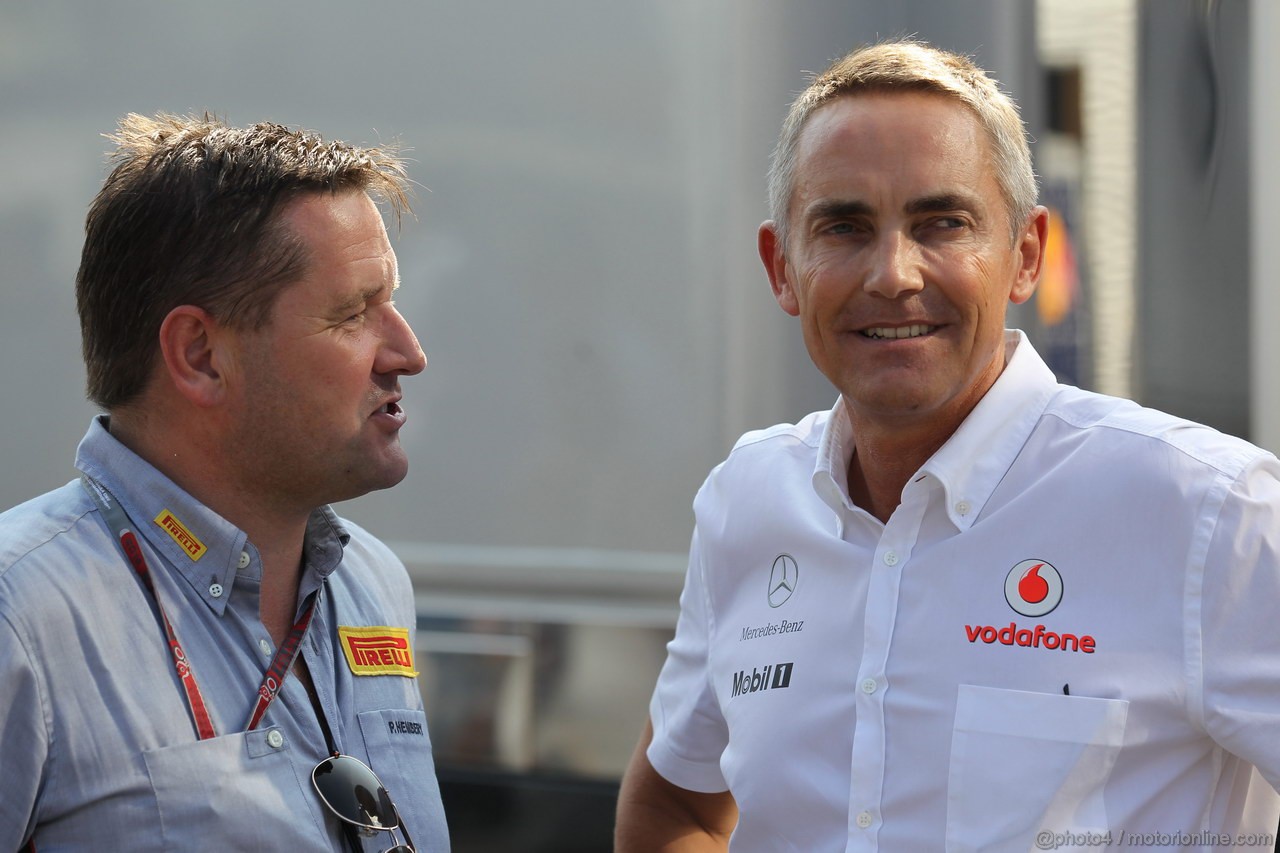 GP ITALIA, 08.09.2012- Paul Hembery, Pirelli Motorspor Director e Martin Whitmarsh (GBR), Chief Executive Officer Mclaren