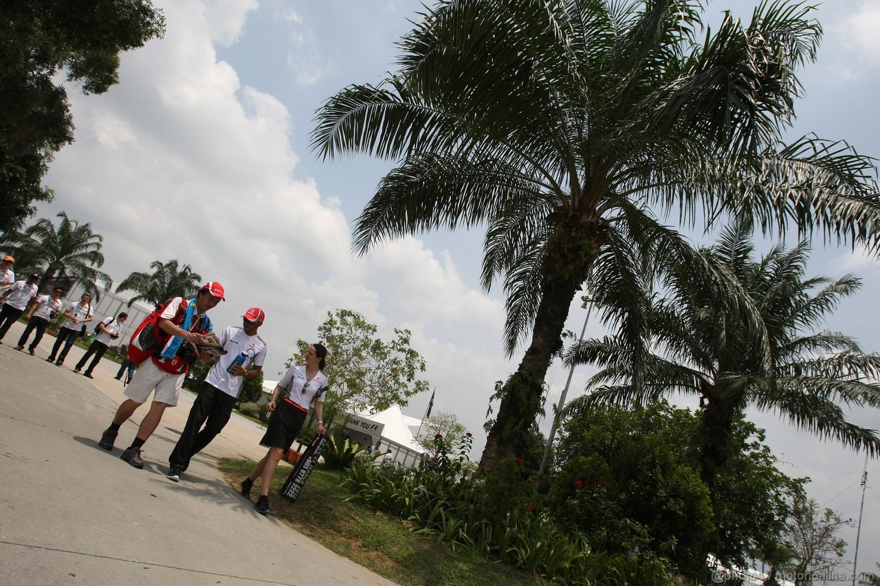 GP MALESIA, 25.03.2012- Lewis Hamilton (GBR) McLaren Mercedes MP4-27 