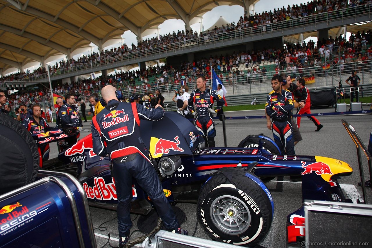 GP MALESIA, 25.03.2012- Gara, Sebastian Vettel (GER) Red Bull Racing RB8 