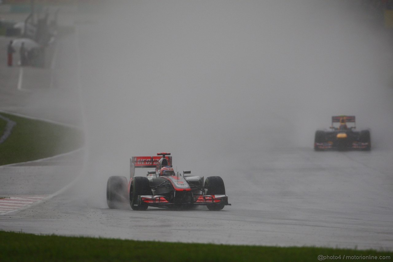GP MALESIA, 25.03.2012- Gara, Jenson Button (GBR) McLaren Mercedes MP4-27 