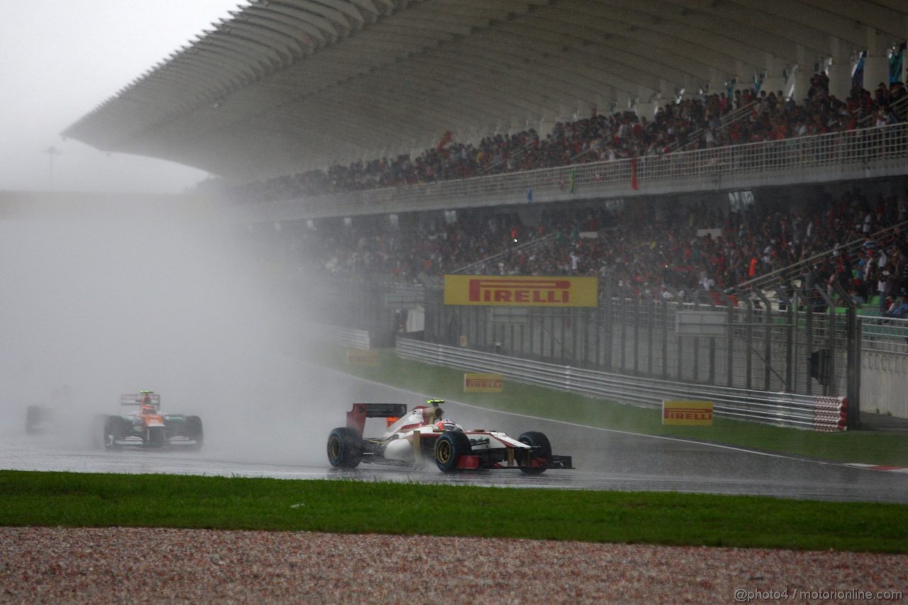 GP MALESIA, 25.03.2012- Gara, Sergio Pérez (MEX) Sauber F1 Team C31 