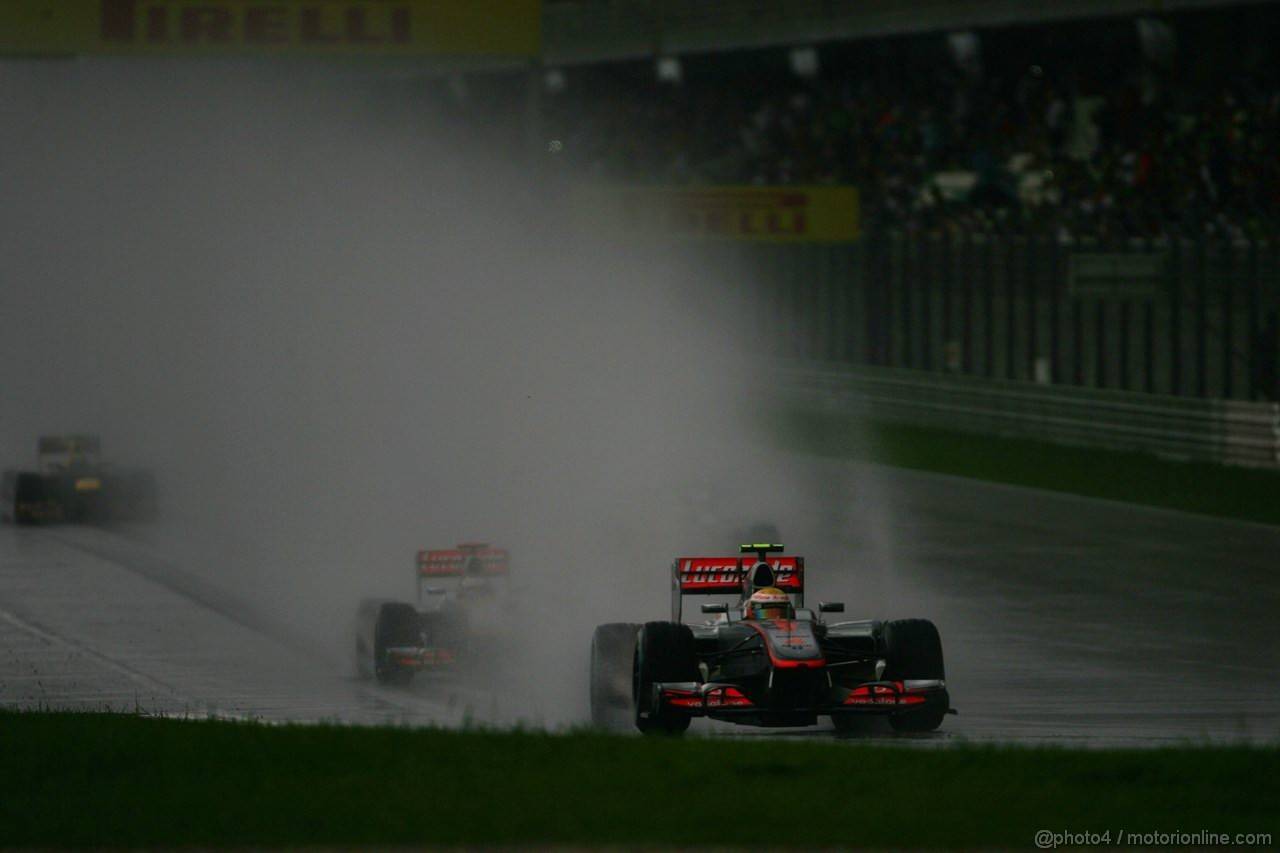 GP MALESIA, 25.03.2012- Gara, Lewis Hamilton (GBR) McLaren Mercedes MP4-27 