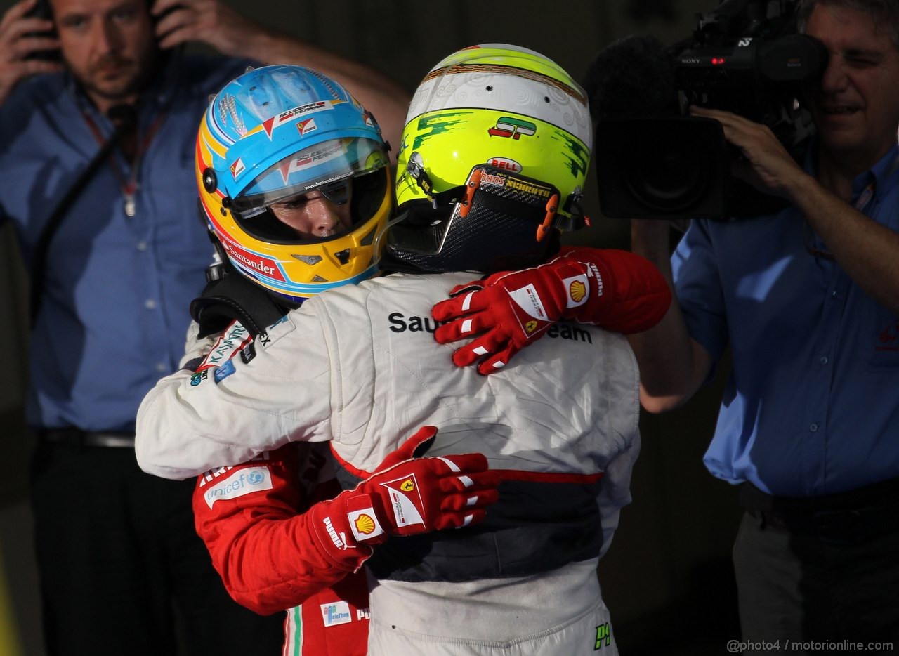 GP MALESIA, 25.03.2012- Gara, Fernando Alonso (ESP) Ferrari F2012 vincitore e secondo Sergio Pérez (MEX) Sauber F1 Team C31 