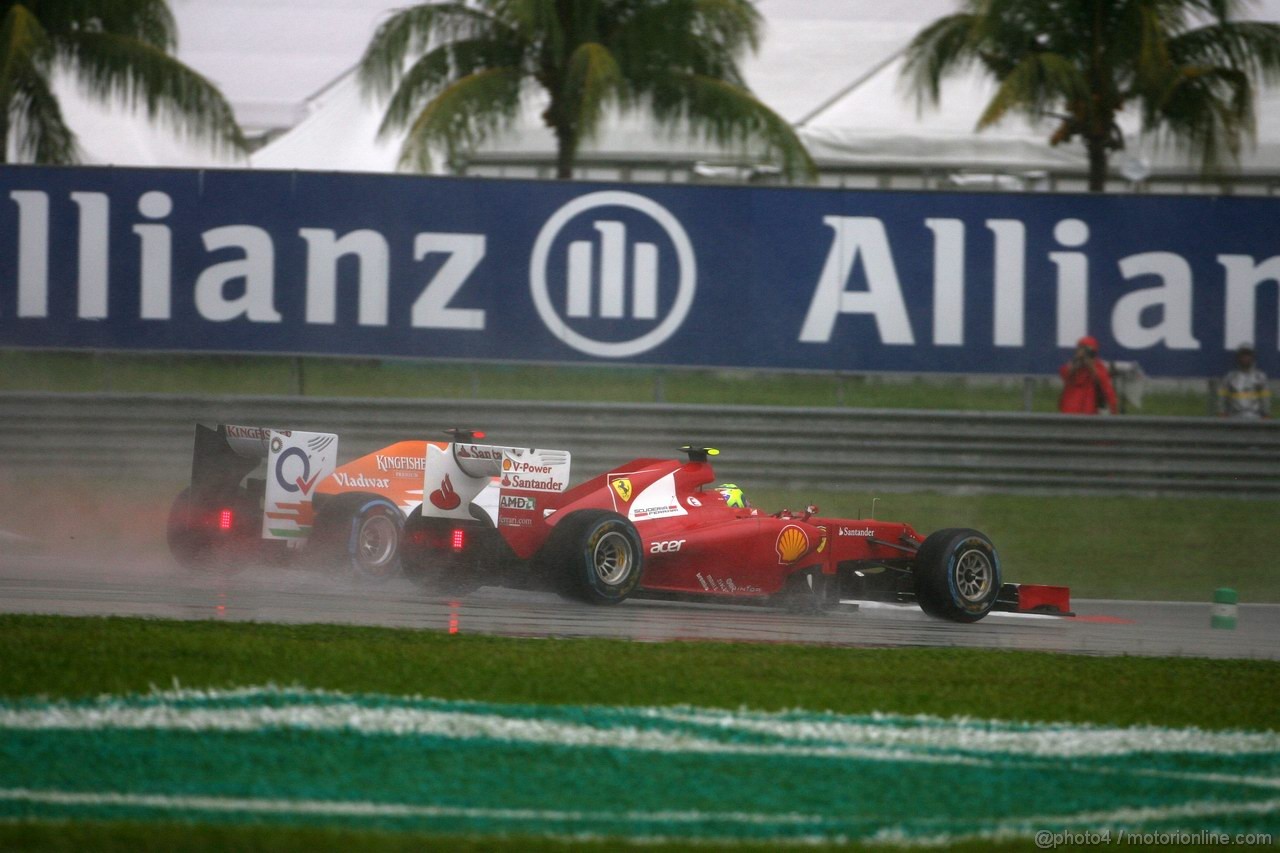 GP MALESIA, 25.03.2012- Gara, Paul di Resta (GBR) Sahara Force India F1 Team VJM05 e Felipe Massa (BRA) Ferrari F2012 