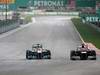 GP MALESIA, 25.03.2012- Gara, Michael Schumacher (GER) Mercedes AMG F1 W03 e Pastor Maldonado (VEN) Williams F1 Team FW34 