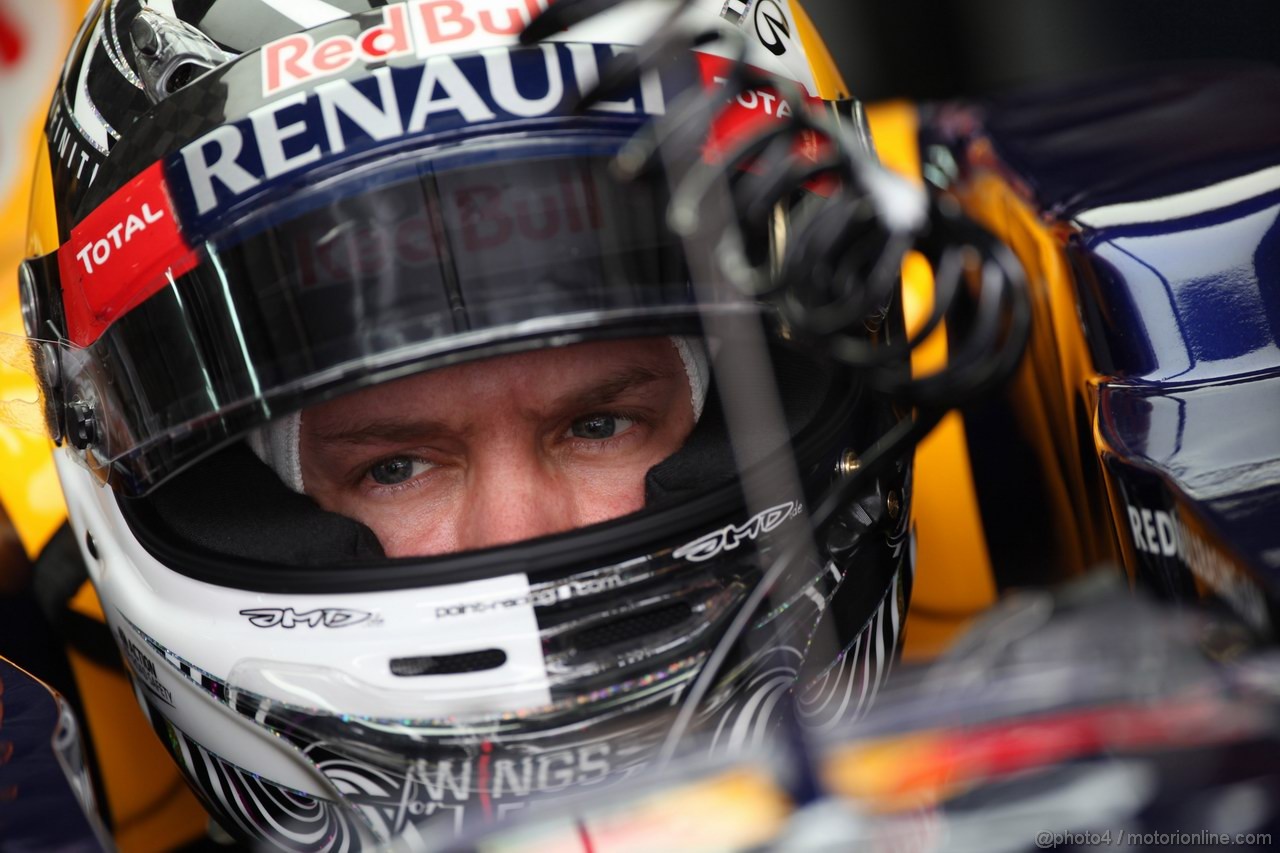 GP MALESIA, 24.03.2012- Prove Libere 3, Sabato, Sebastian Vettel (GER) Red Bull Racing RB8 