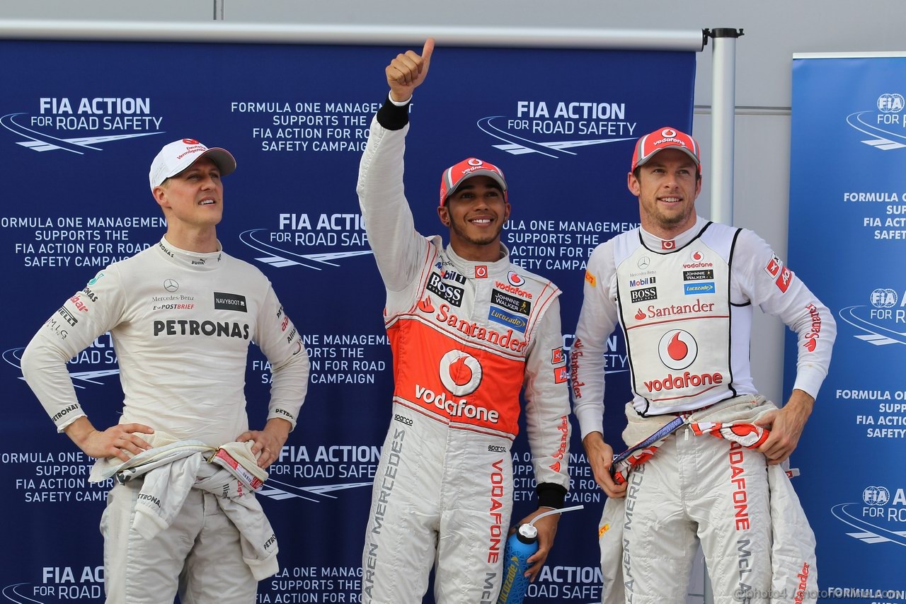 GP MALESIA, 24.03.2012- Qualifiche, Michael Schumacher (GER) Mercedes AMG F1 W03 terzo, Lewis Hamilton (GBR) McLaren Mercedes MP4-27 pole position e Jenson Button (GBR) McLaren Mercedes MP4-27 secondo 