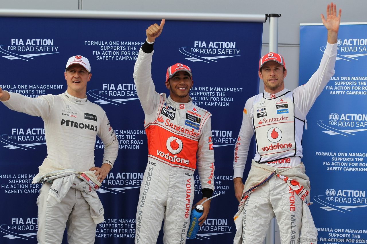 GP MALESIA, 24.03.2012- Qualifiche, Michael Schumacher (GER) Mercedes AMG F1 W03 terzo, Lewis Hamilton (GBR) McLaren Mercedes MP4-27 pole position e Jenson Button (GBR) McLaren Mercedes MP4-27 secondo 