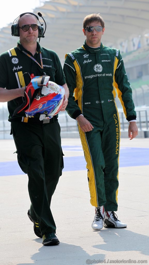 GP MALESIA, 23.03.2012- Prove Libere 1, Vitaly Petrov (RUS) Caterham F1 Team CT01 