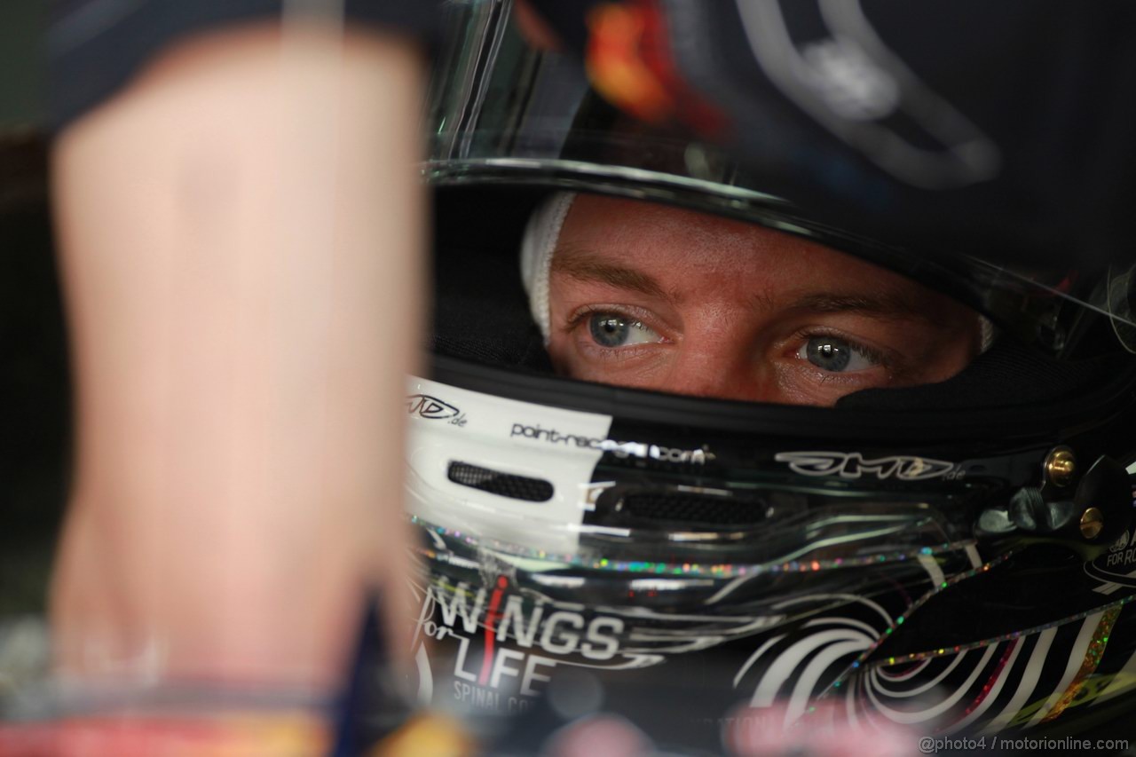 GP MALESIA, 23.03.2012- Prove Libere 1, Sebastian Vettel (GER) Red Bull Racing RB8 