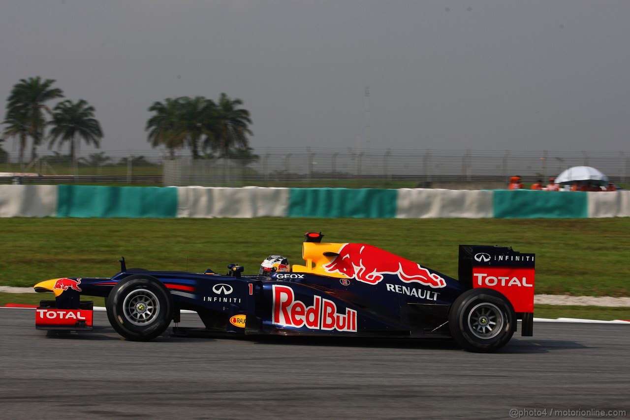 GP MALESIA, 23.03.2012- Prove Libere 1, Sebastian Vettel (GER) Red Bull Racing RB8 