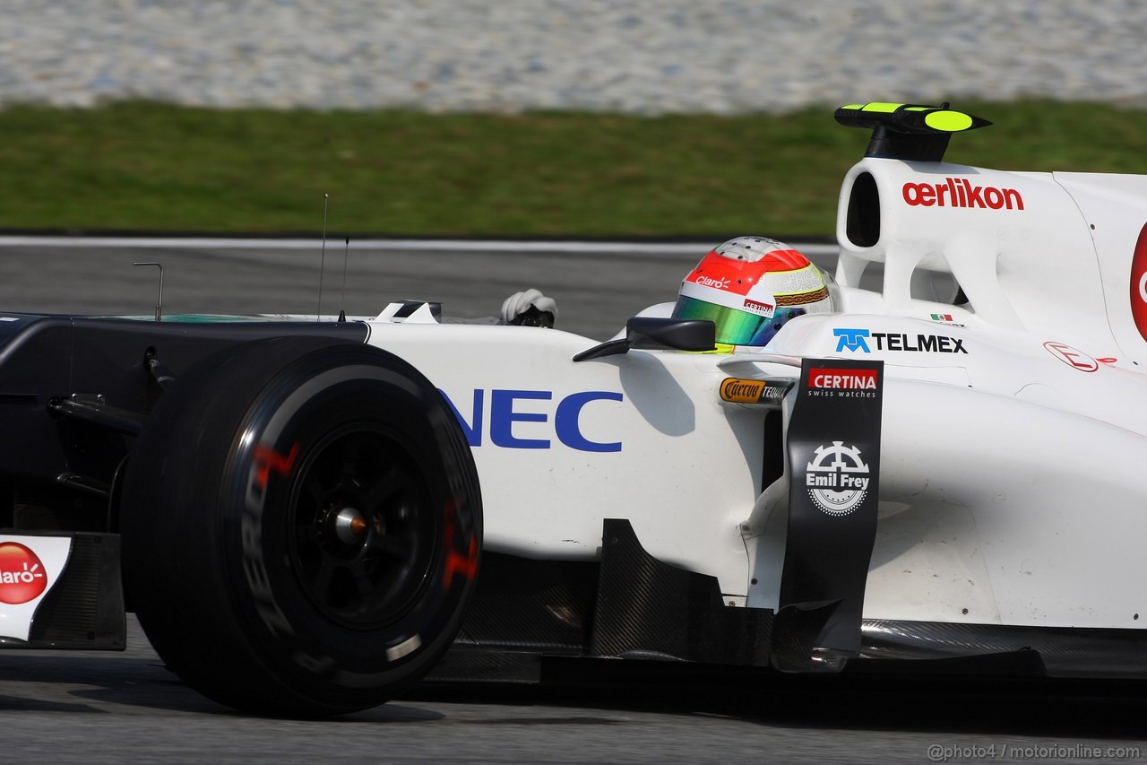 GP MALESIA, 23.03.2012- Prove Libere 1, Sergio Pérez (MEX) Sauber F1 Team C31 