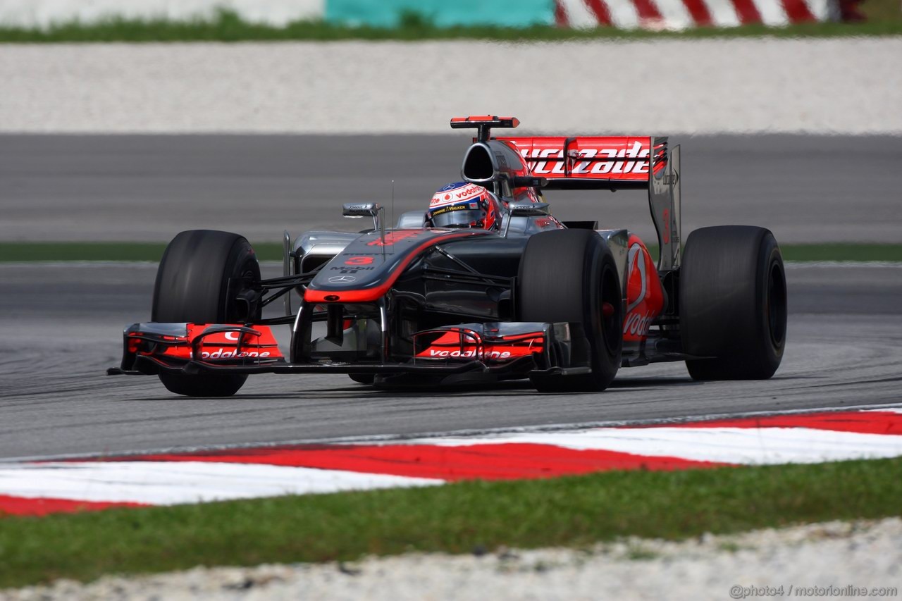 GP MALESIA, 23.03.2012- Prove Libere 1, Jenson Button (GBR) McLaren Mercedes MP4-27 