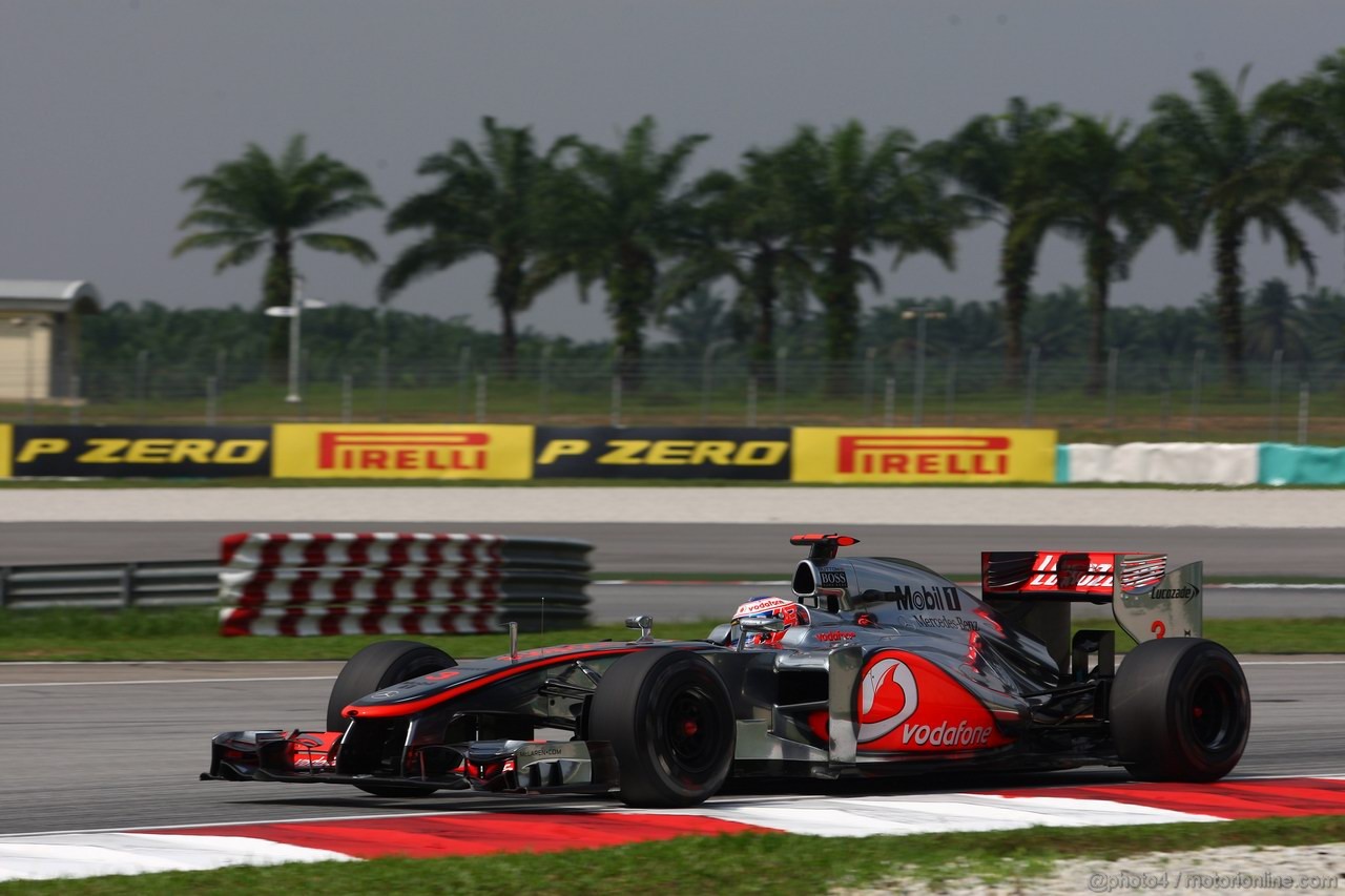 GP MALESIA, 23.03.2012- Prove Libere 1, Jenson Button (GBR) McLaren Mercedes MP4-27 