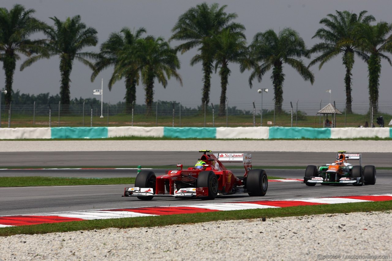GP MALESIA, 23.03.2012- Prove Libere 1, Felipe Massa (BRA) Ferrari F2012 e Nico Hulkenberg (GER) Sahara Force India F1 Team VJM05 