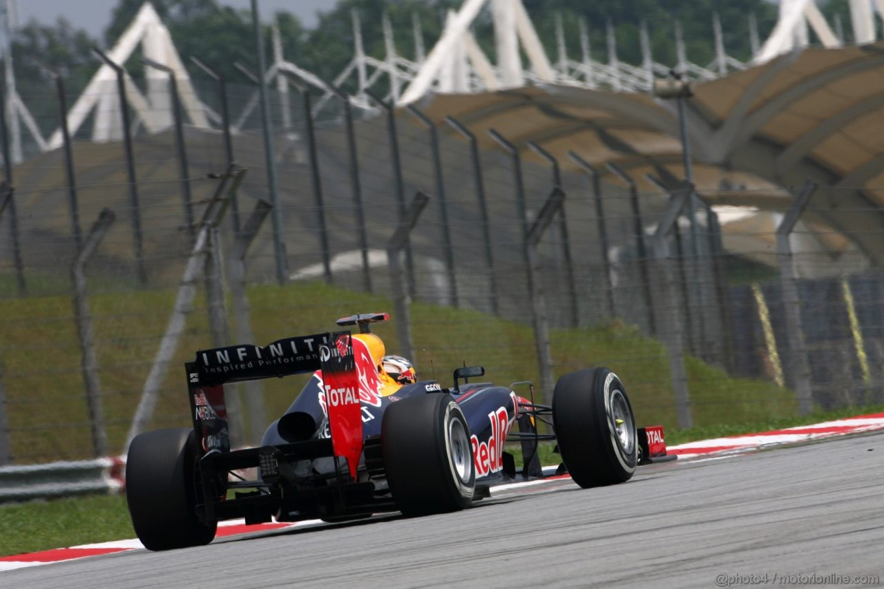 GP MALESIA, 23.03.2012- Sebastian Vettel (GER) Red Bull Racing RB8 
