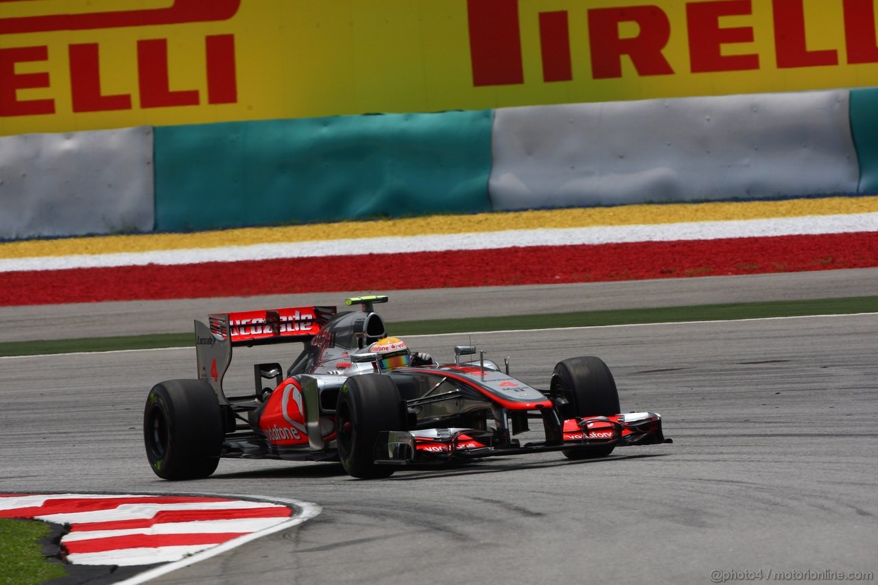 GP MALESIA, 23.03.2012- Prove Libere 2, Lewis Hamilton (GBR) McLaren Mercedes MP4-27 