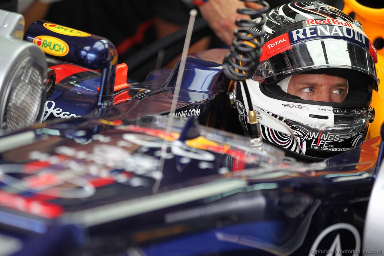 GP MALESIA, 23.03.2012- Prove Libere 2, Sebastian Vettel (GER) Red Bull Racing RB8 