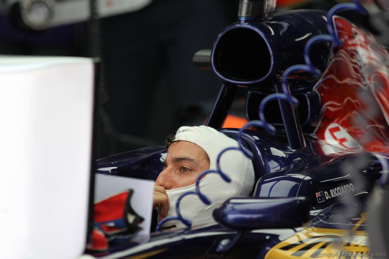 GP MALESIA, 23.03.2012- Prove Libere 2, Daniel Ricciardo (AUS) Scuderia Toro Rosso STR7 